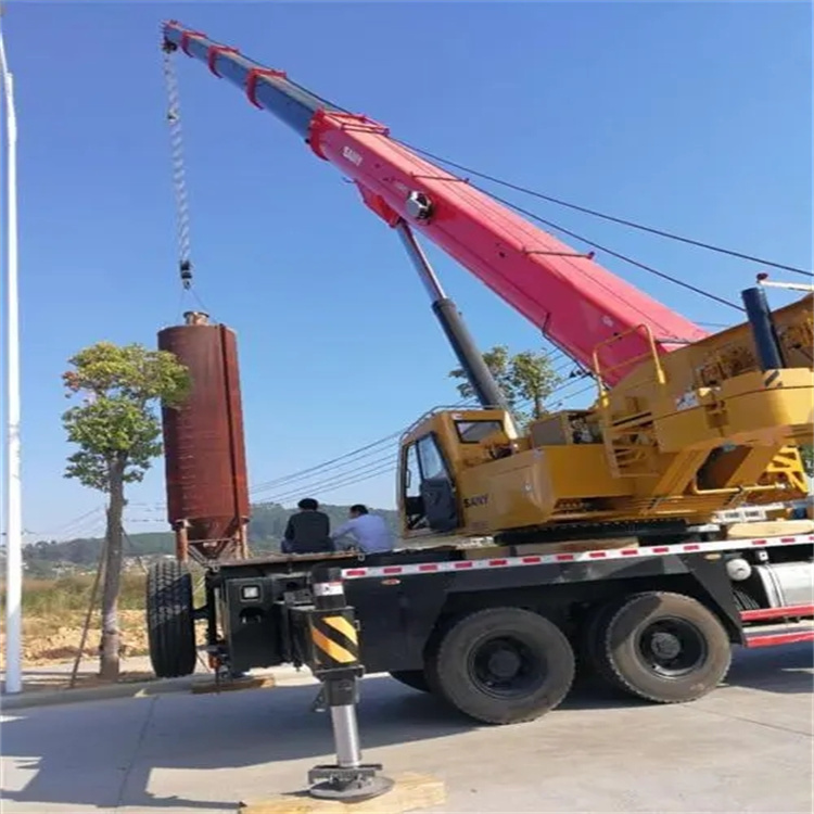 诸城专业吊车租赁多少钱