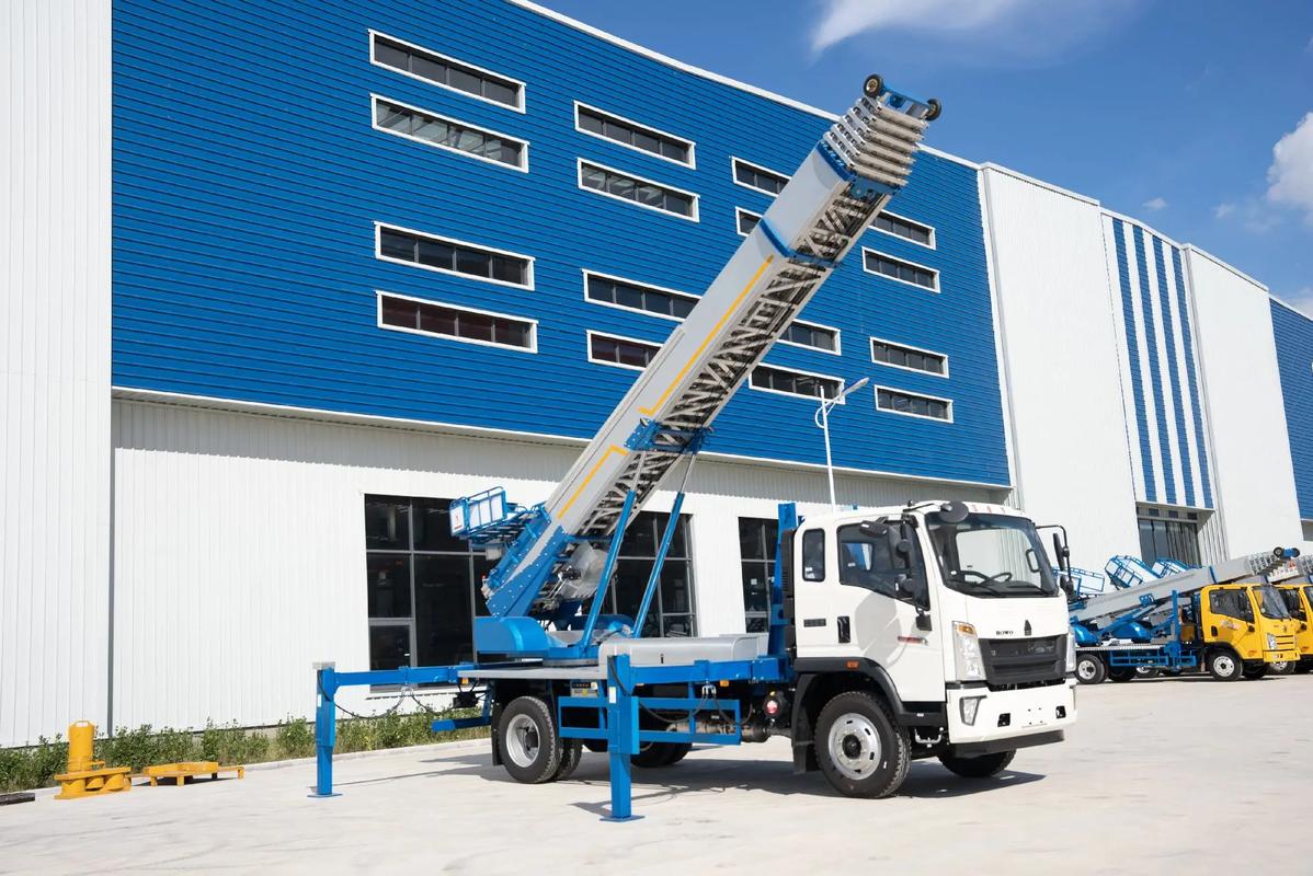 诸城小型云梯车上料车租赁多少钱
