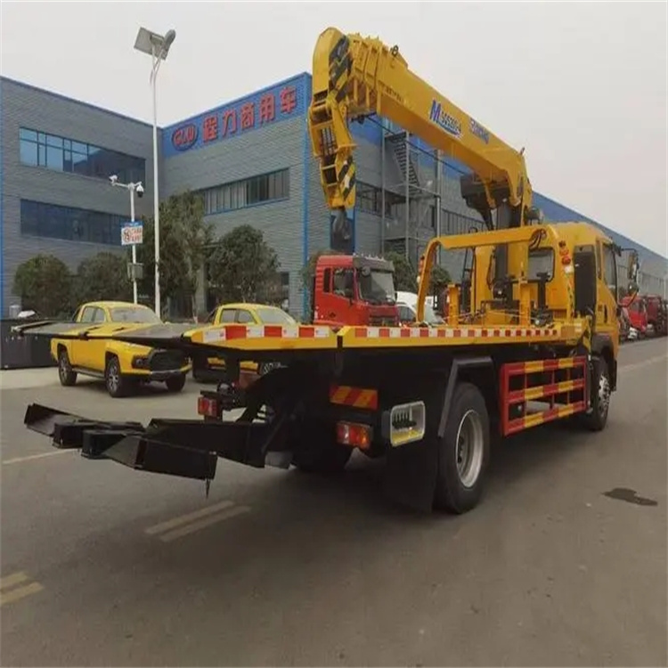 诸城附近小随车吊出租电话，轻松解决搬运烦恼